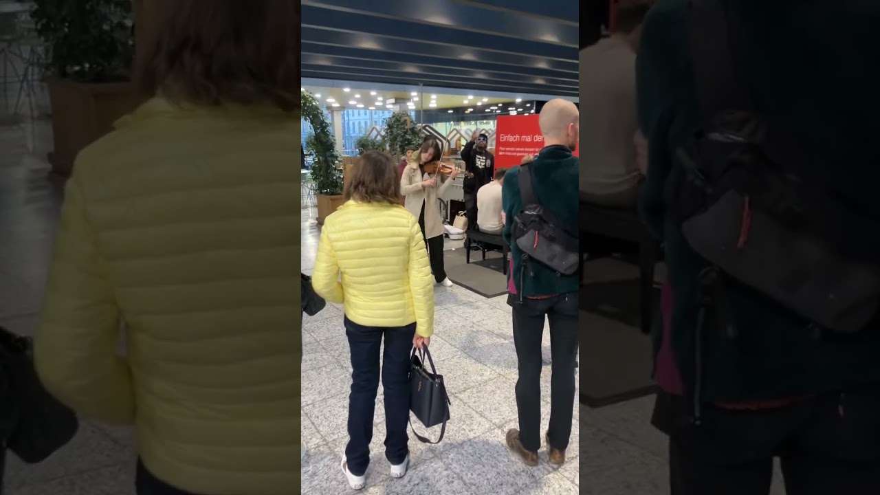 Open Piano Bern SBB