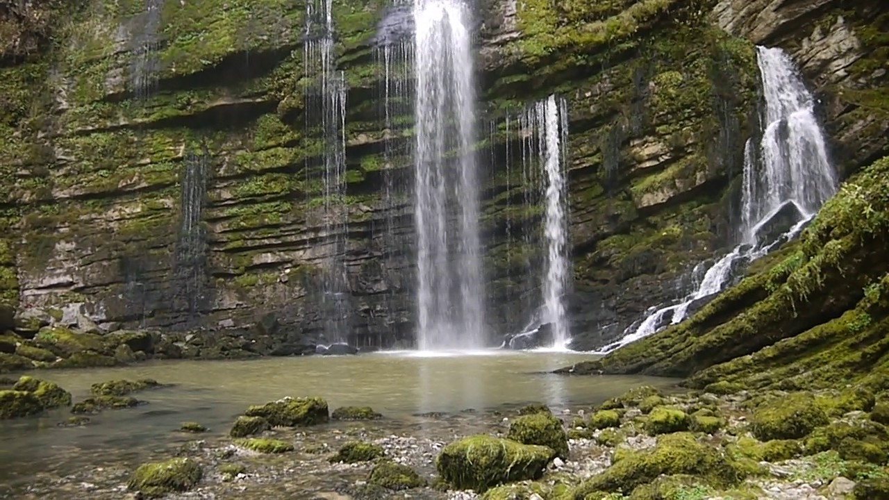 Cascade du flumen - jura - 2016