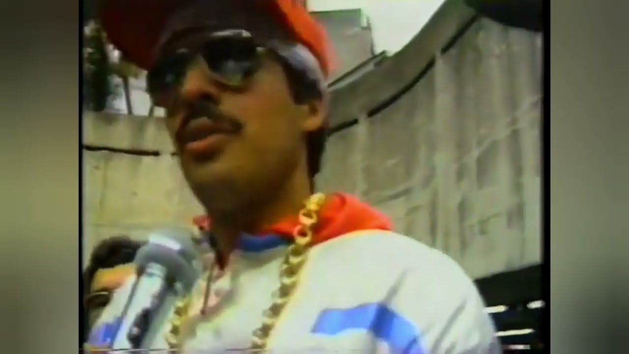 Dj Hum e Os Gêmeos na Sao Bento - Anos 80 (Video Raro)