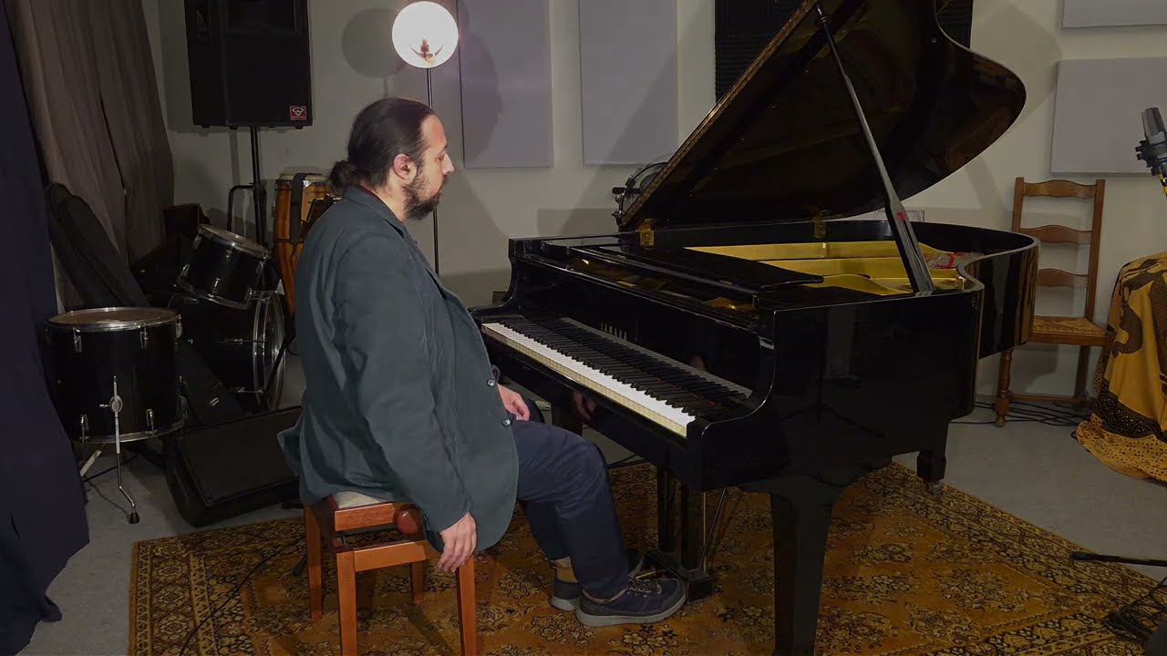 Le swing de la poule (The Hen’s Swing) - Improvisation - piano jazz solo