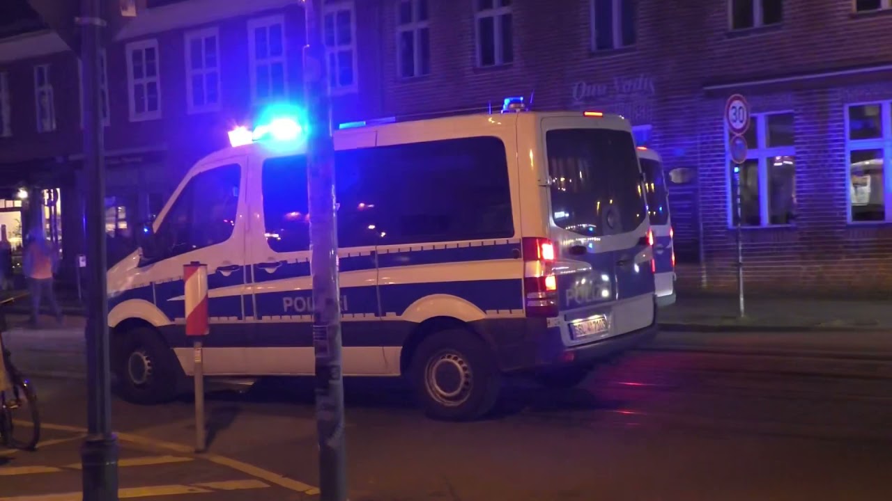 Demo in Potsdam,Demonstranten Randalieren￼.