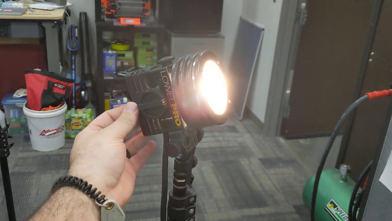 Basic Lowel Pro light setup with Reflective Umbrella