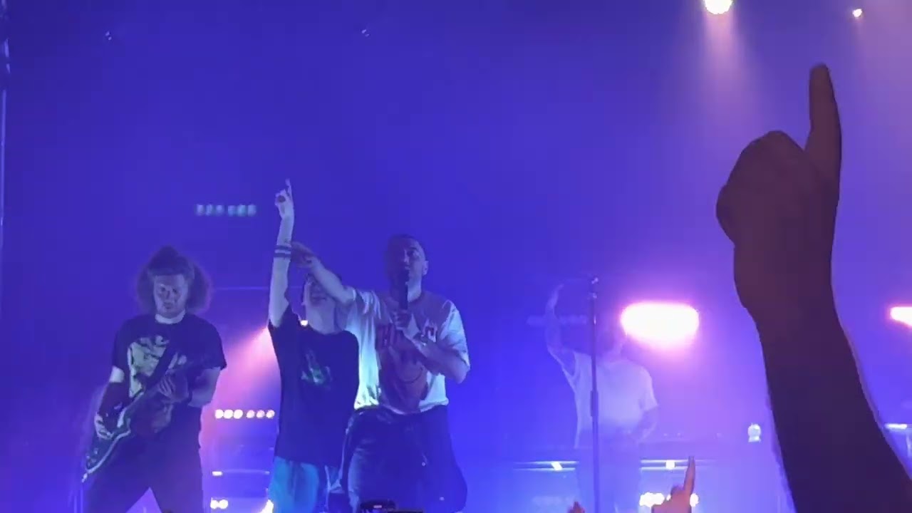 Coez - Siamo morti insieme (live) - Estragon, Bologna - 10/05/2022