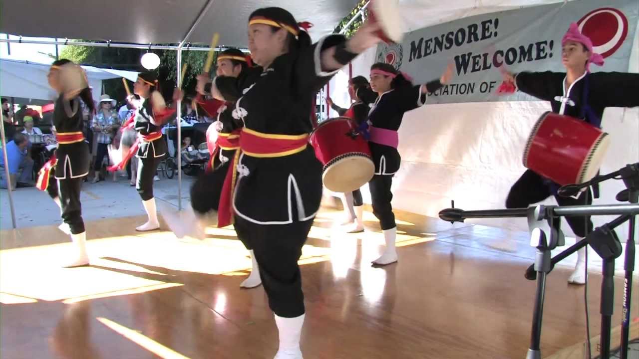 時をこえ [Toki wo Koe] - 琉球国祭り太鼓 [Ryukyukoku Matsuri Daiko L.A.] - OAA Bazaar 2012