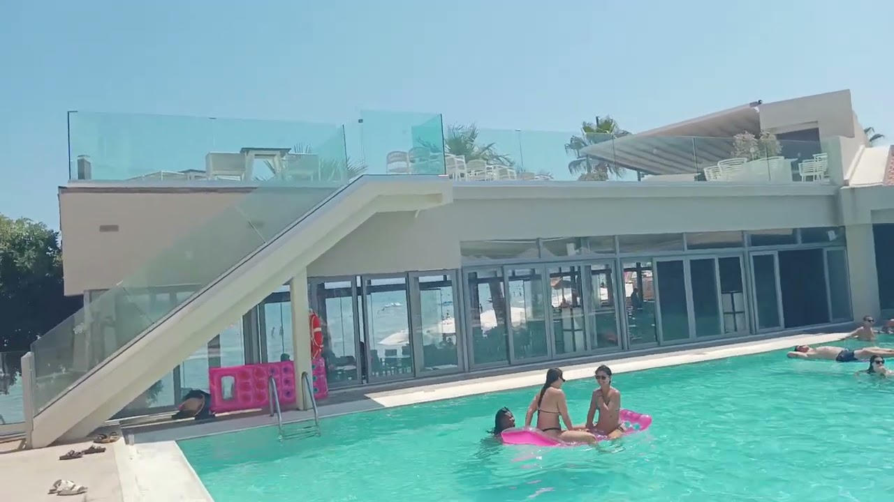 Tsilivi beach hotel august 2024.