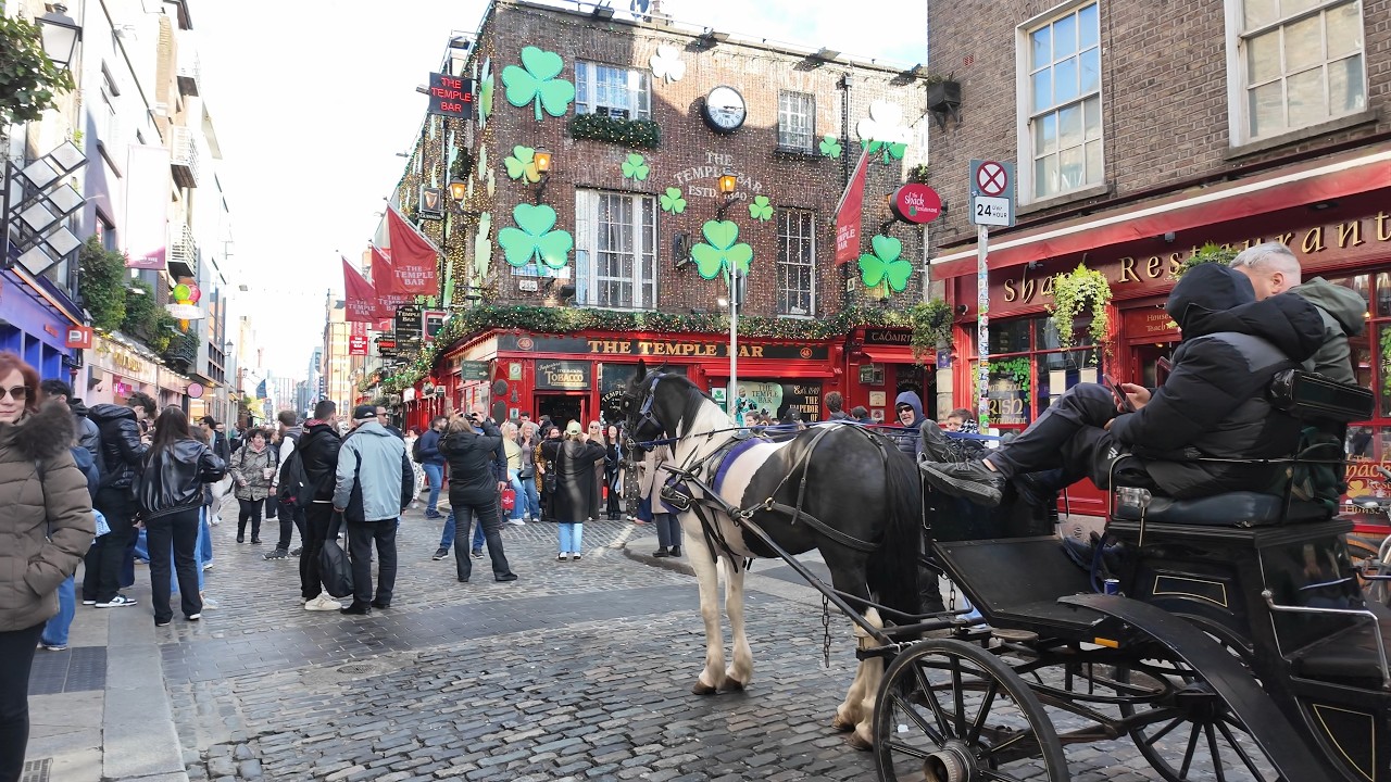 Temple Bar Dublin | Real Street Walk | 4K