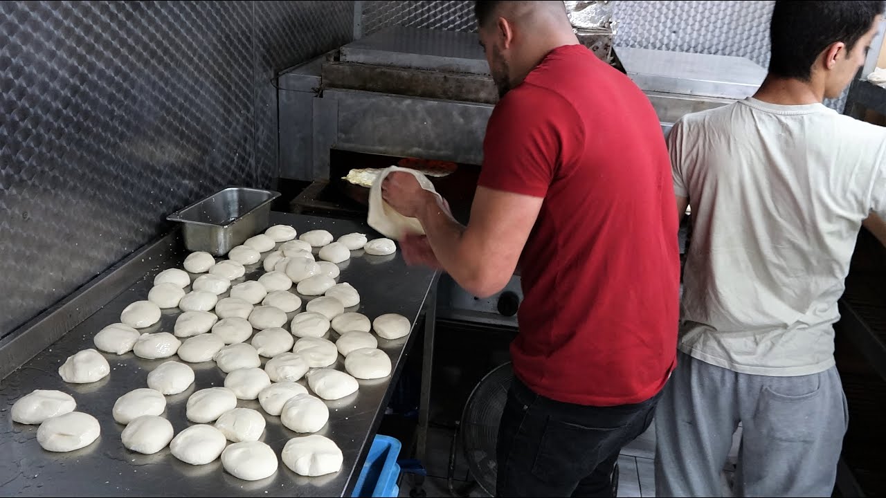 London's FASTEST Kulcha Naan Bread Maker | Master Baker Ali making 200 Kulcha Naan in 15 Minutes!