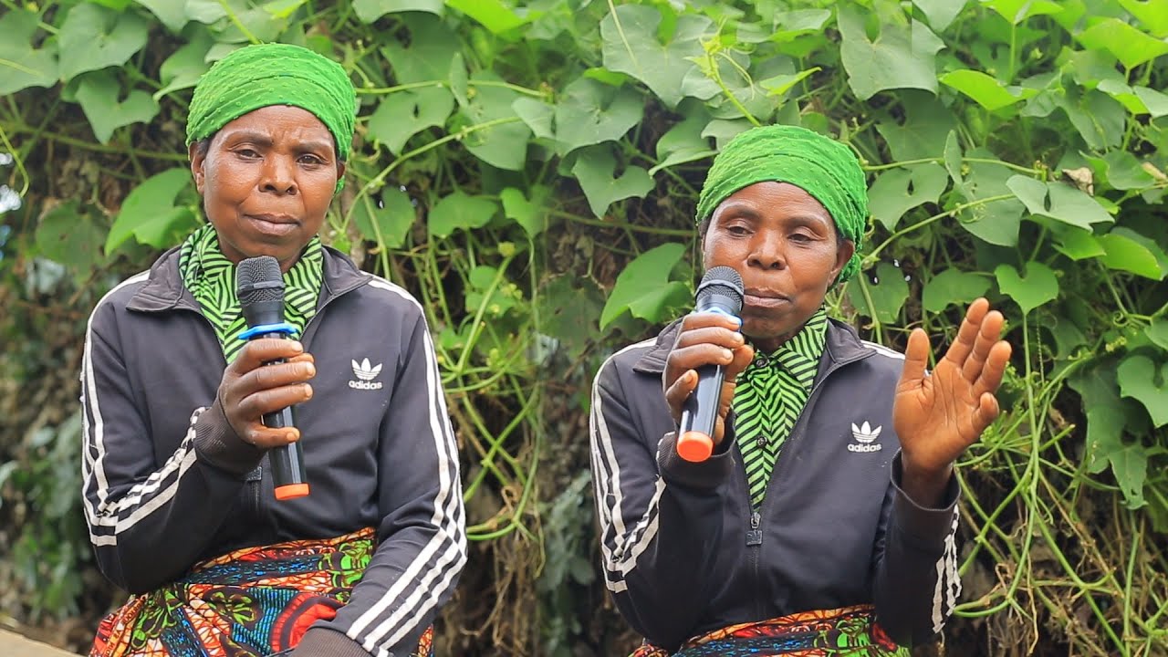 MBEGA IMANA YO MU CYARO!!! NI UKURI UBUHANUZI BW'UYU MUKECURU BUSOHORA NYUMA Y'IMINSI IBIRI GUSA