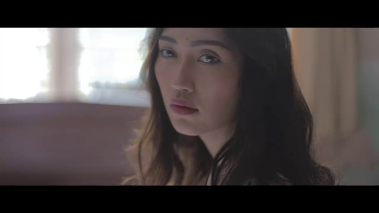 ရွိေစေတာ့ ေရး/ဆို Julia Noe