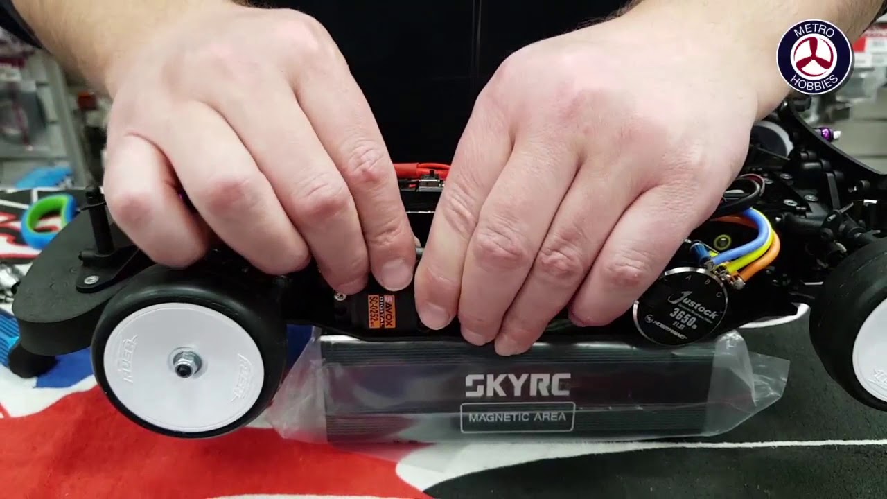 Building the Schumacher M1 V2