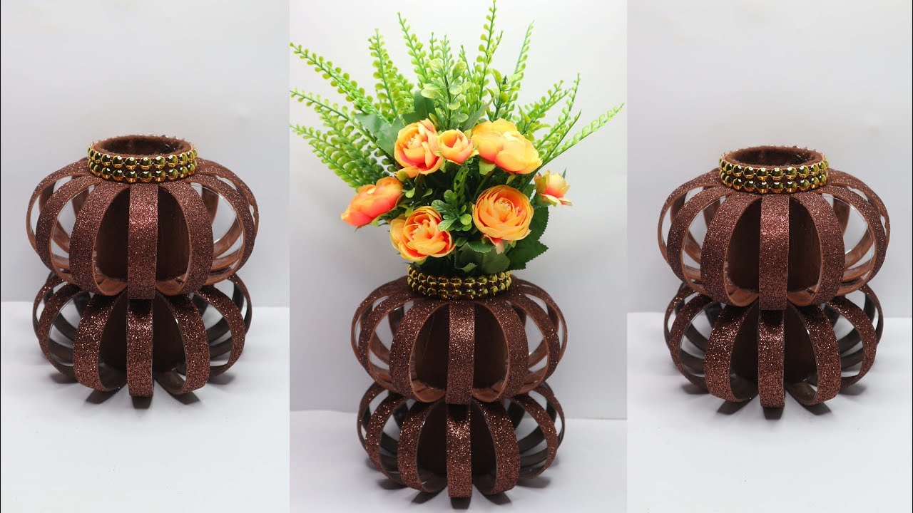 Ide Kreatif Vas bunga dari Botol Plastik Bekas Air mineral AQUA !