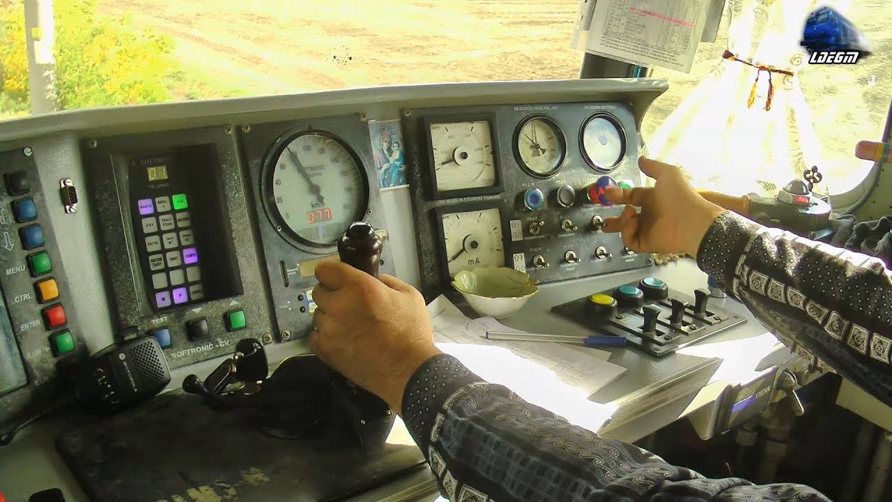 🚊060-EA Train Driver - On The Way with a Passenger Train 🚊 La Drum cu un Tren de Călători
