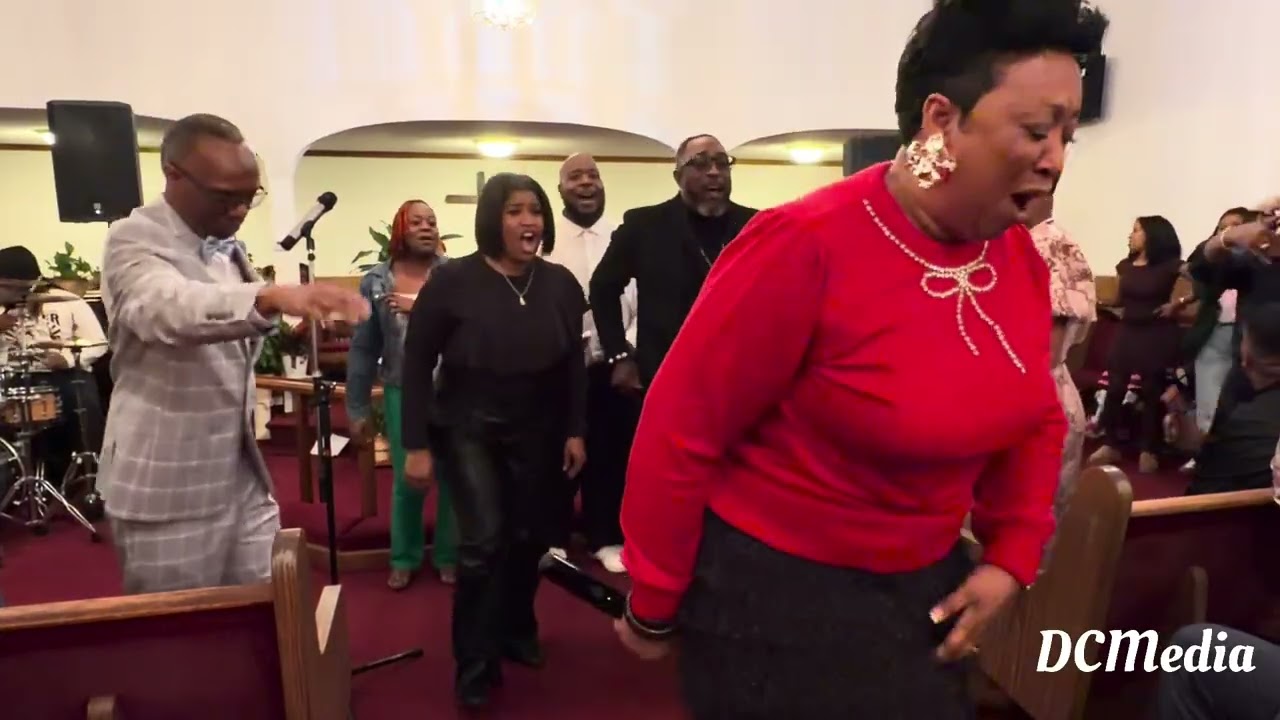 Great Falls Community Choir - Hang On In There (2025)