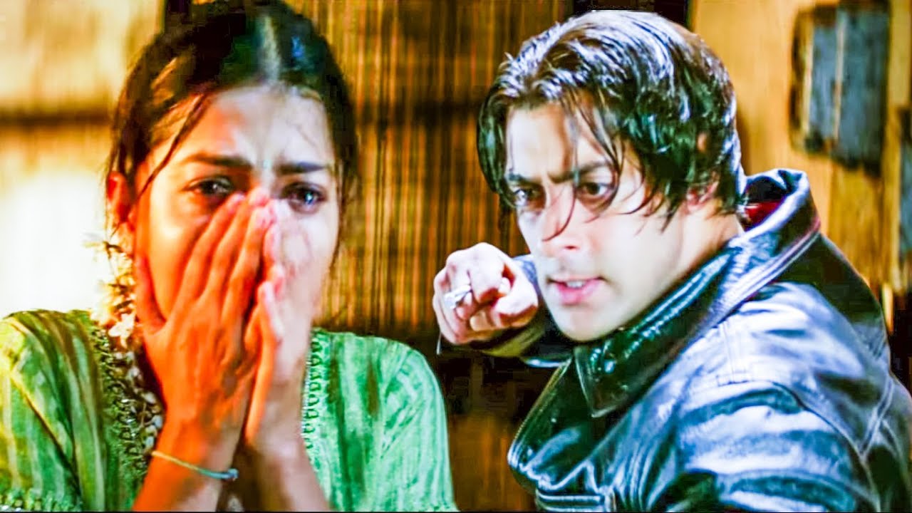 Radhe Bhaiyya Shows His 'BADASS' Side To Nirjara | Salman Khan & Bhumika Chawla | Tere Naam