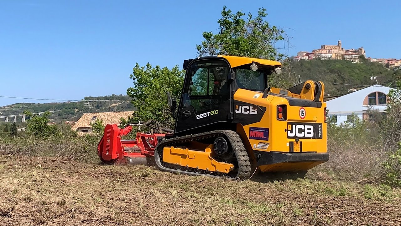 Minipala JCB 225T con trincia Simatech THB - pulizia terreno