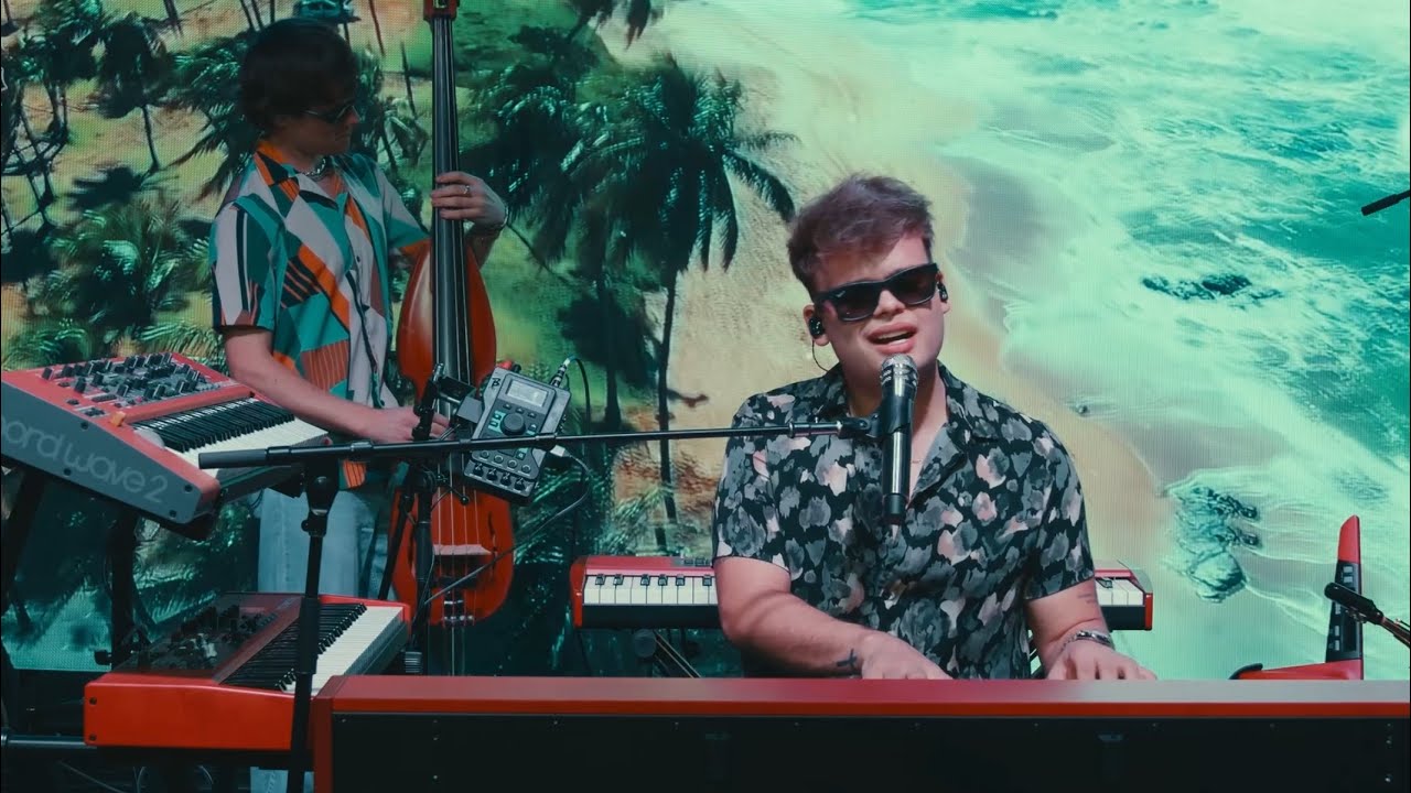 Jesus Molina Live / Giants Lee Donna Steps