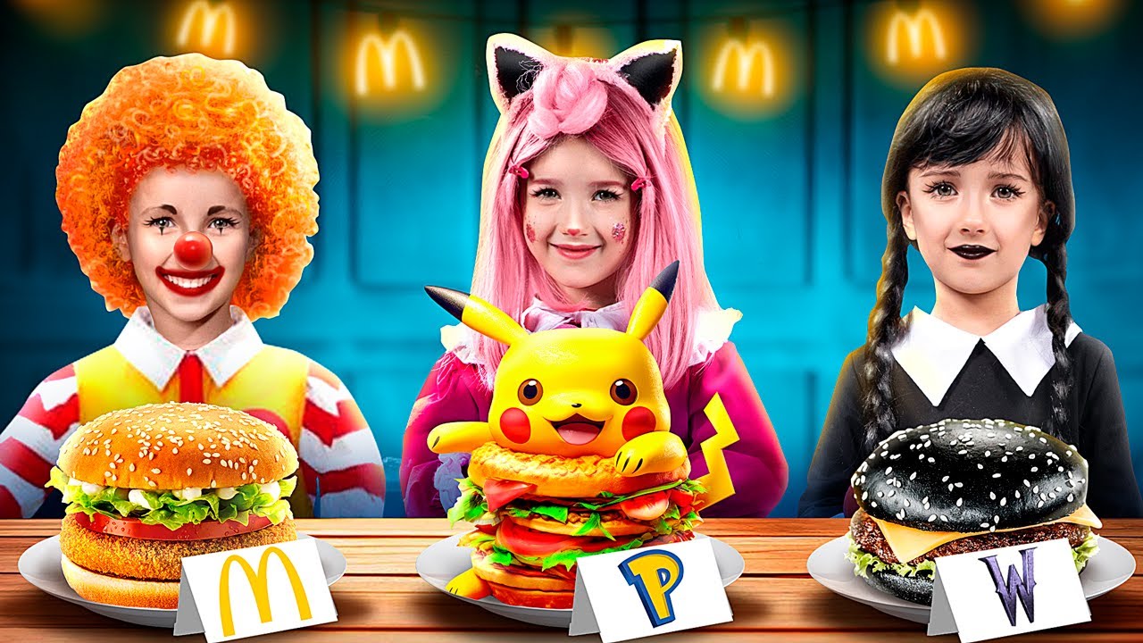 &Iacute;gy csemp&eacute;ssz&uuml;k be a McDonald's-os kaj&aacute;t a moziba! Wednesday Addams a val&oacute; &eacute;letben!