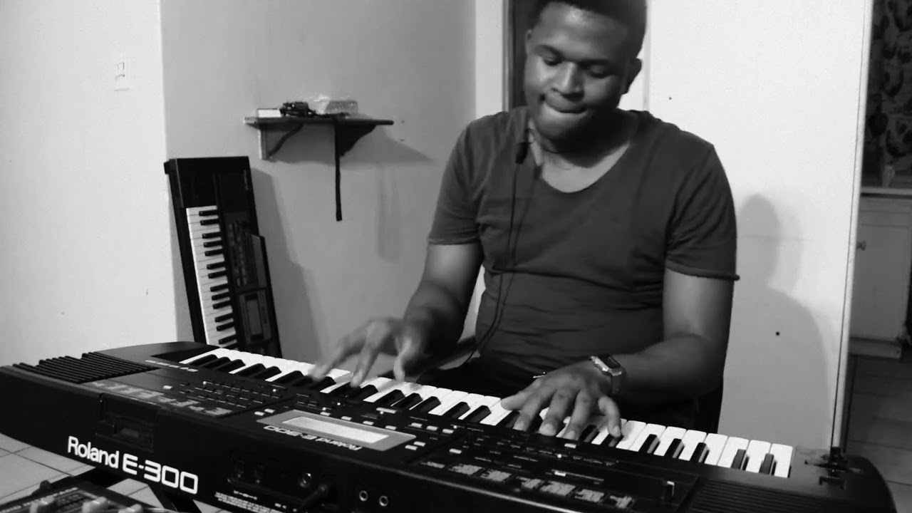 Free styling with Roland E300