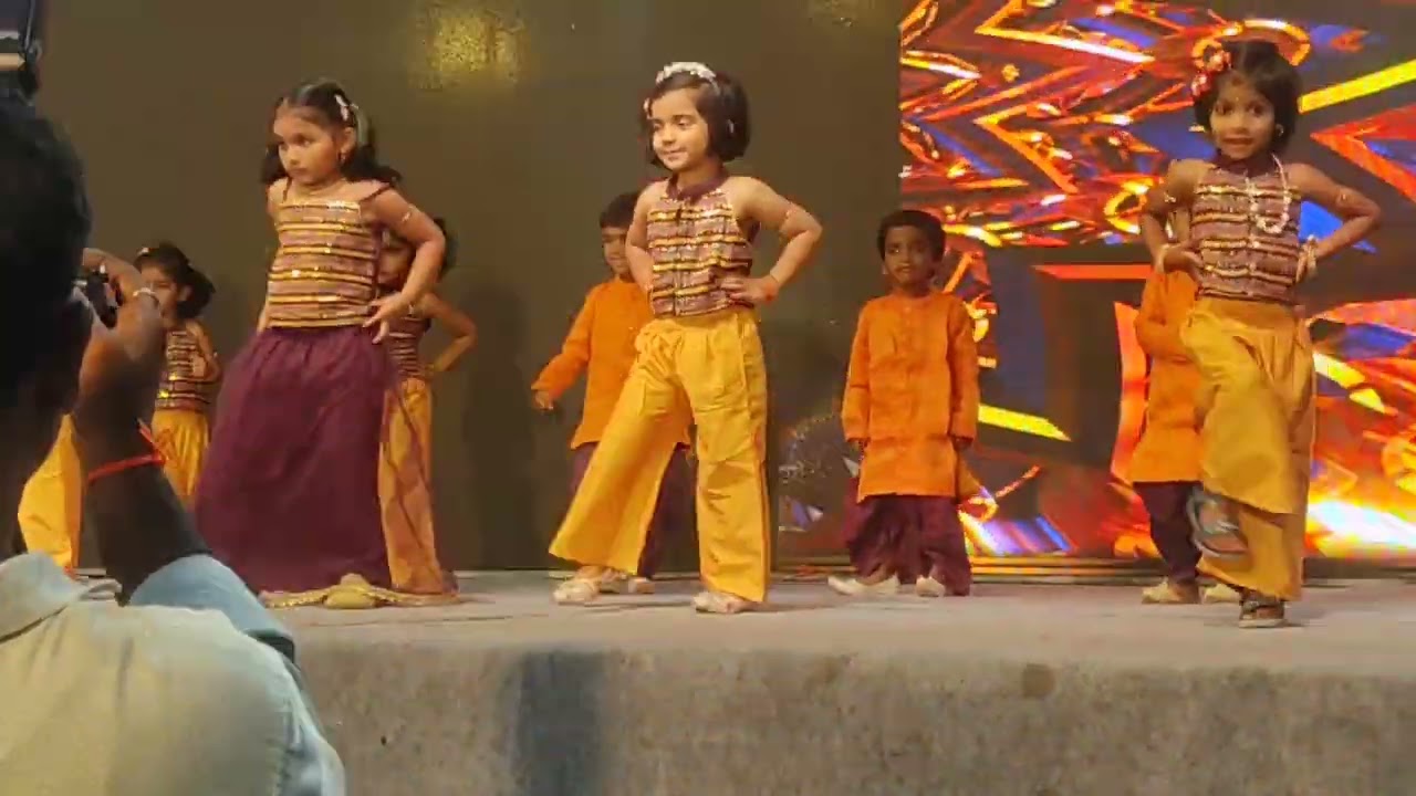 Annual day celebrations in Bachapan school.... 