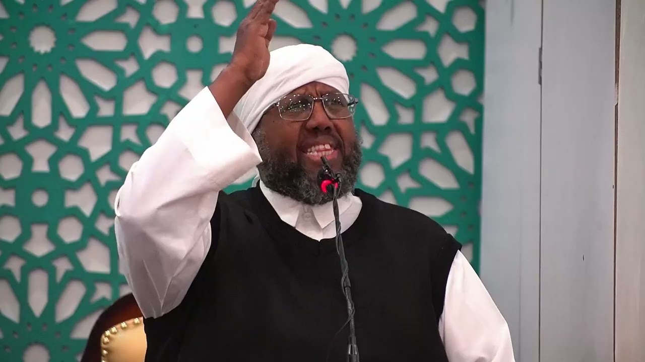 Khudbo Carabi Maxaa keenay soomaalida inay kujirto 40sano cadaab Sh Mohamed Idris |