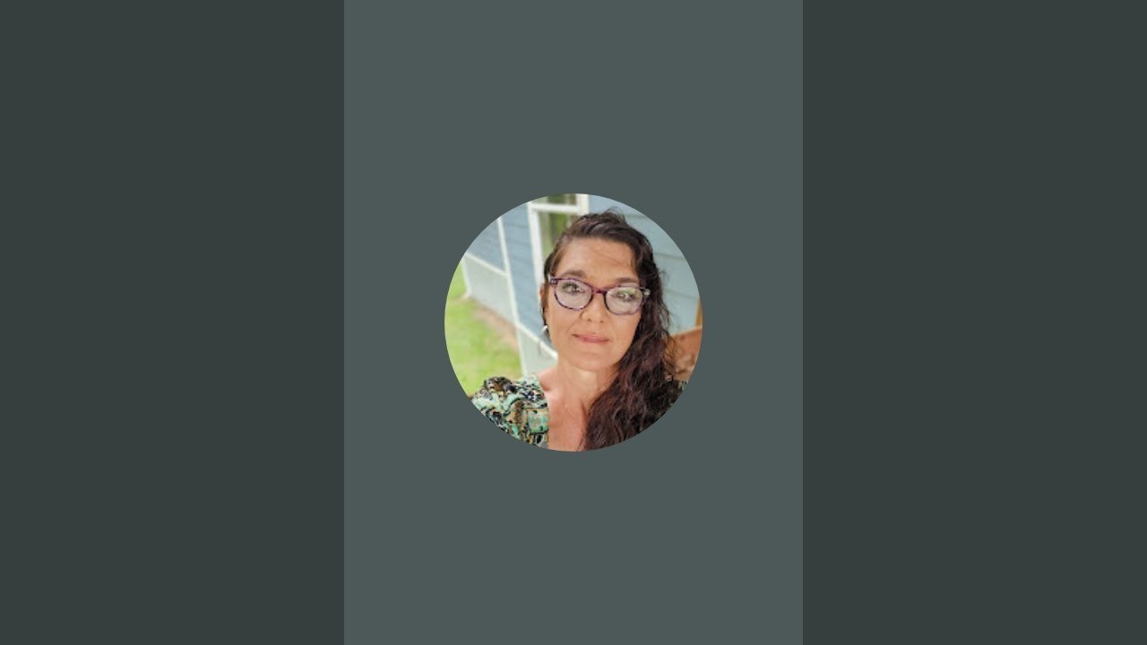 Malissa's Home Plates  is live! Packing cookbooks