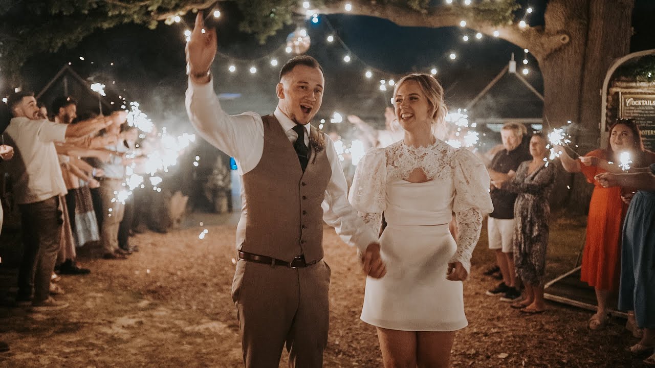 The Oak Tree Barn, Tonbridge, Kent, Wedding video