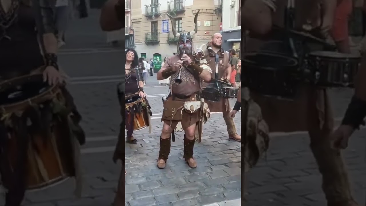 MEDiEViL MUSiCiANS #dance #medieval #history #travel #caminofrances #caminodesantiago
