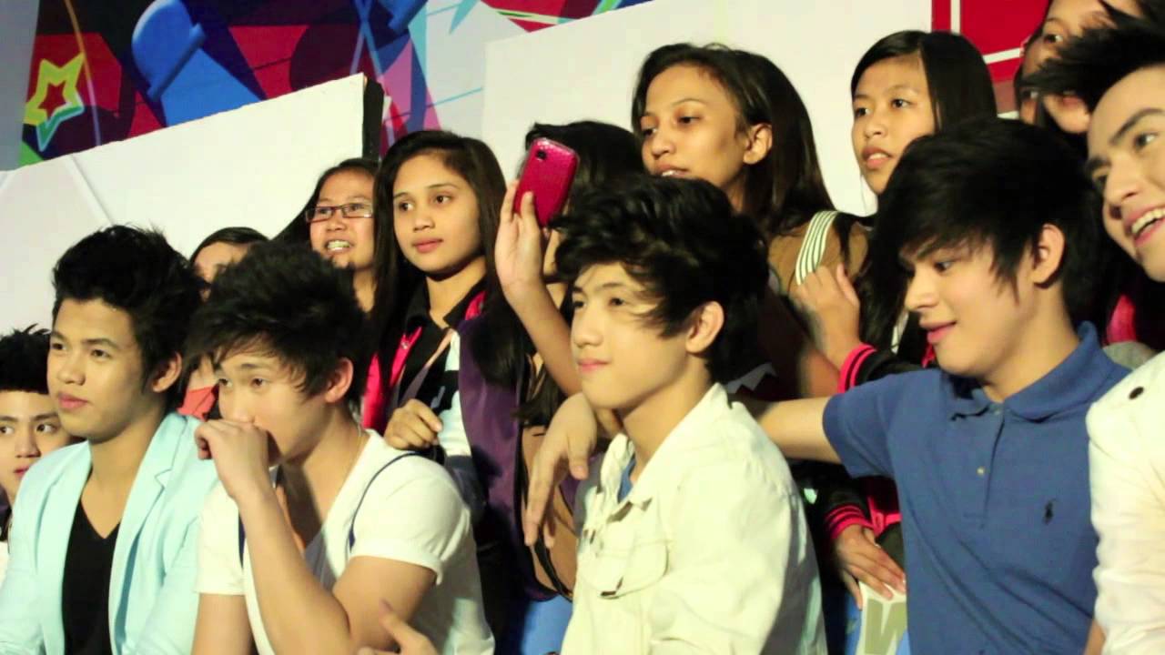 chicser 2 the Backstage Pass - live while we're young