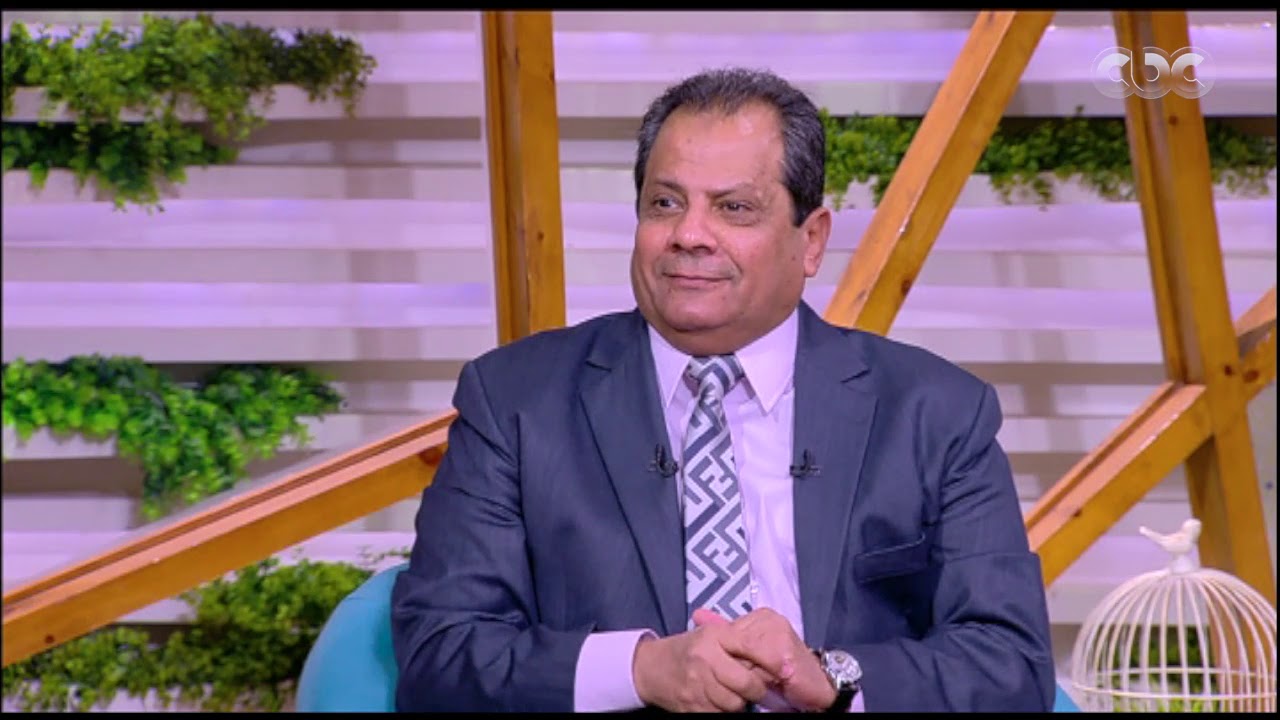 الستات مايعرفوش يكدبوا| عادل مبارز: صورت شادية في 3  دقائق وبعدها أصبحت مصورها الخاص