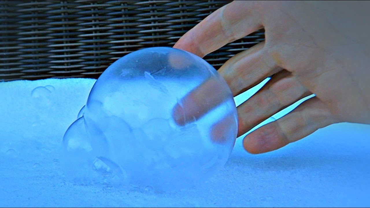 Blowing Bubbles in Freezing Weather