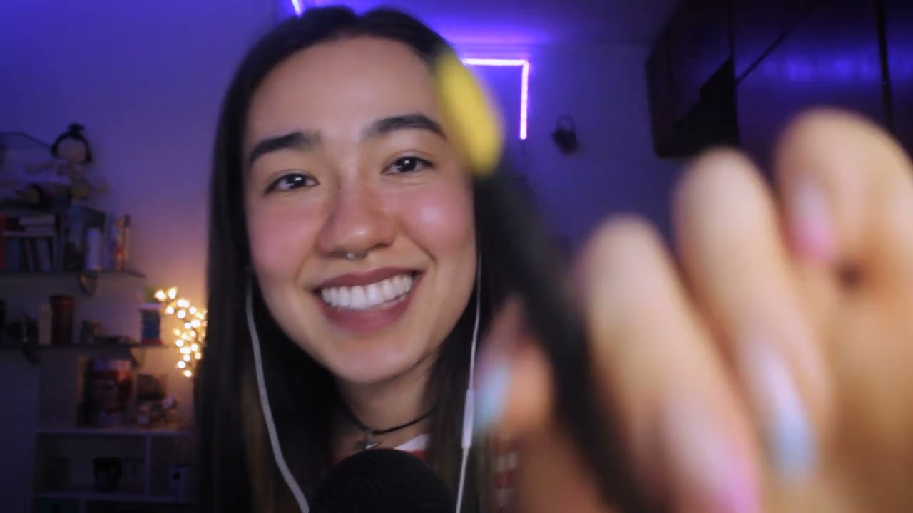 ASMR | Fazendo RABISCOS CAÓTICOS no seu rosto (eu fiquei com sono editando esse vídeo)
