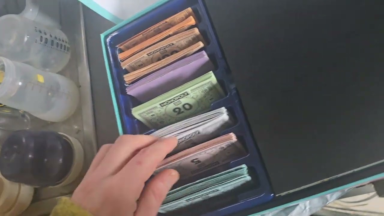 Sold this monopoly game 