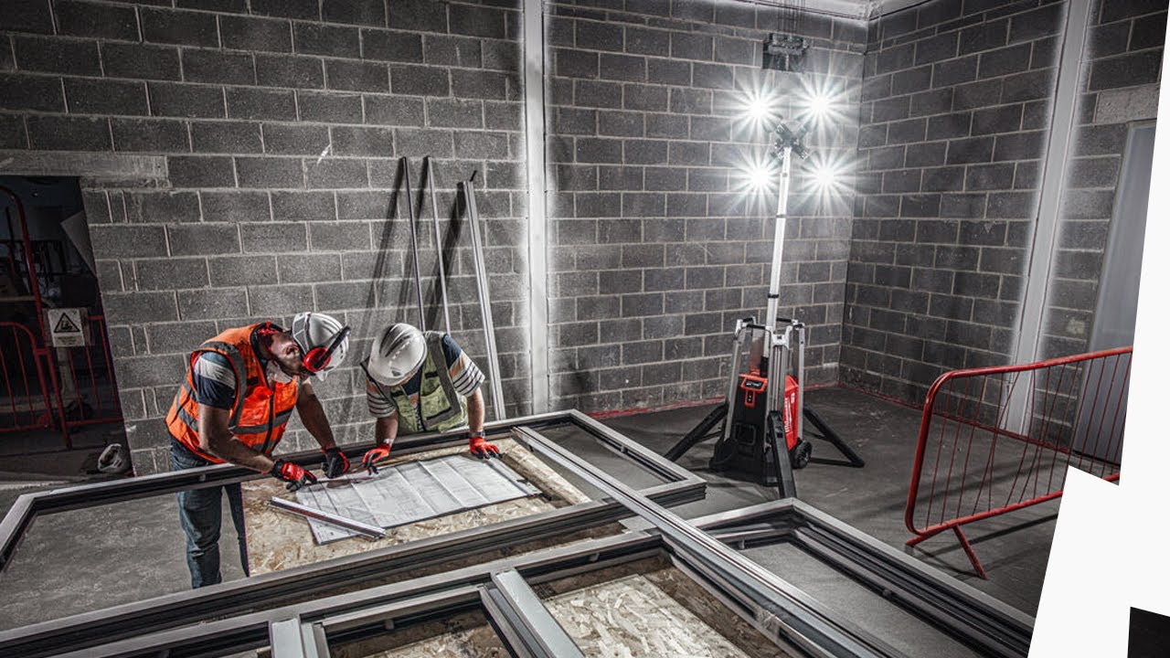 MILWAUKEE&reg; MX FUEL&trade; Tower Light/Charger