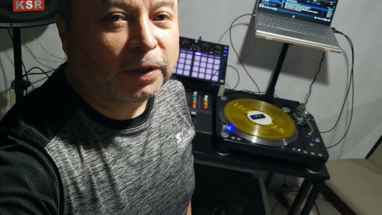 MINI INNOFADER PLUS INSTALADO EN PIONEER DJM 250MK2