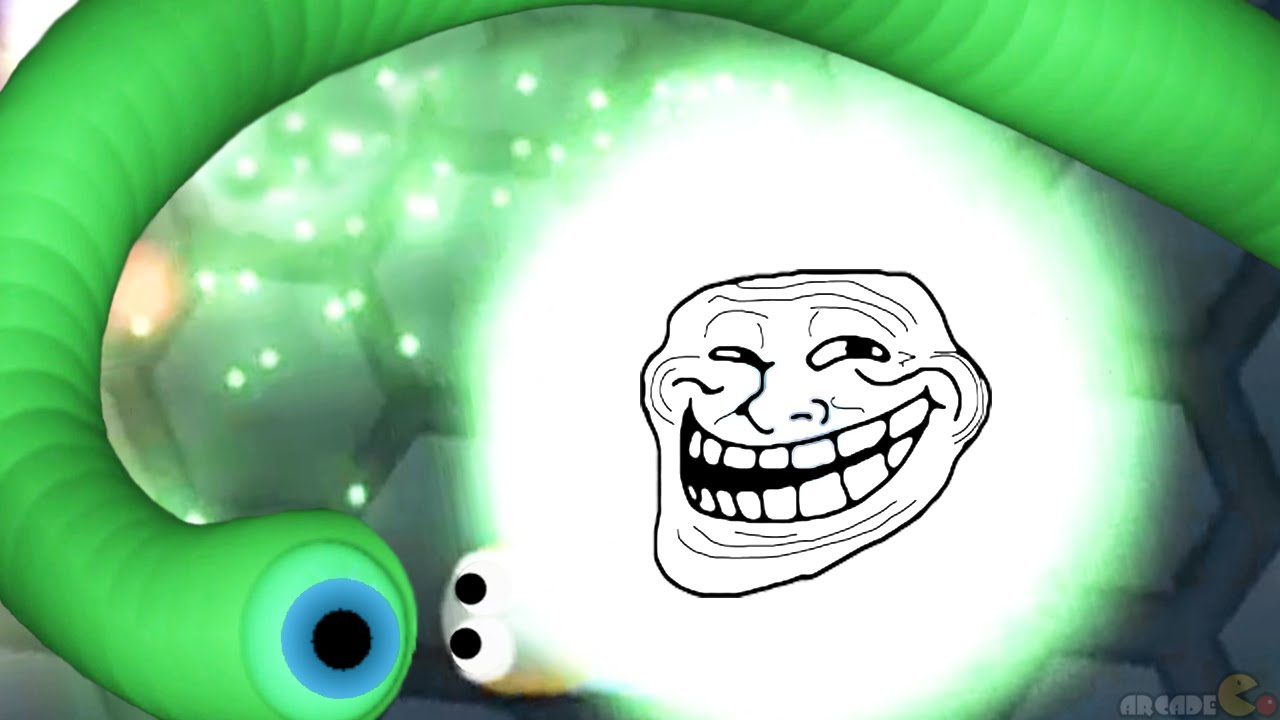 Slither.io Secret Skins INVISIBLE Trolling Longest Snake In Slitherio! (Slitherio Funny Moments)