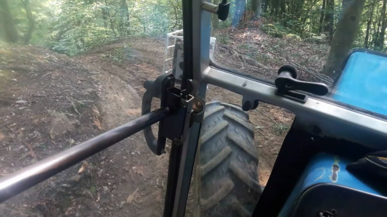 Forestry - Skidding A Small Load On A Steep Hill (onboard camera) - &Scaron;umarstvo - Izvlačenje Trupaca