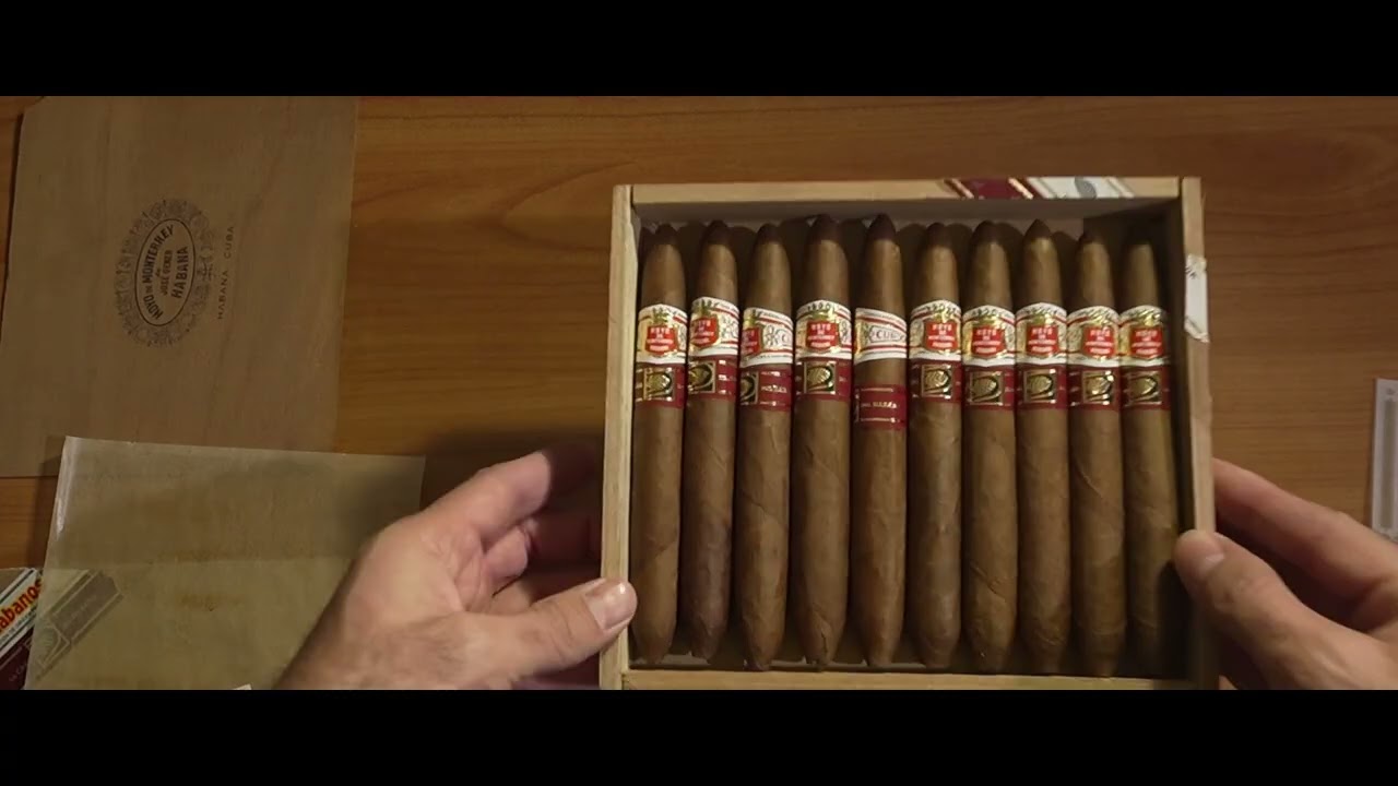 Cuban cigars Hoyo de Monterey LCDH unboxing