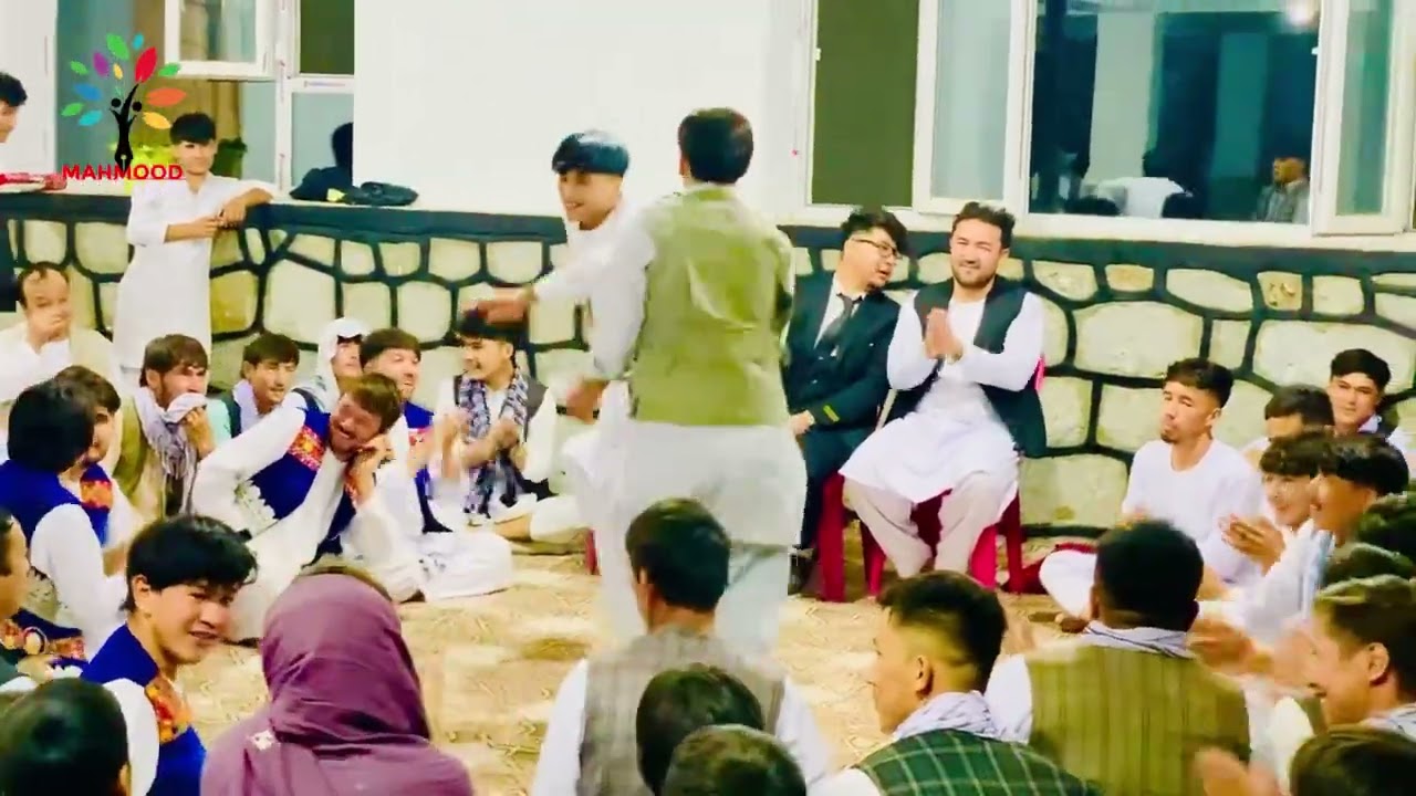 عروسی داکتر نقیب در جاغوری قریه ممدک 