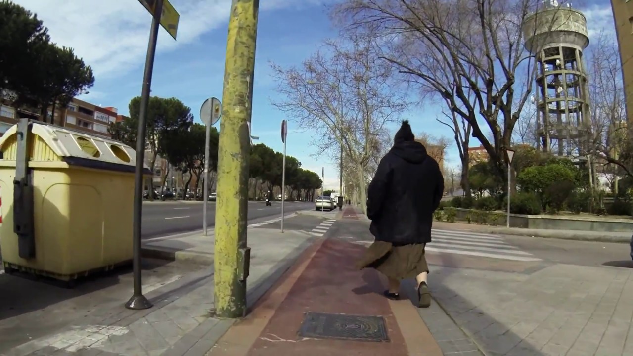 Cuidado con los Ciclo-Peatones en el carril bici....