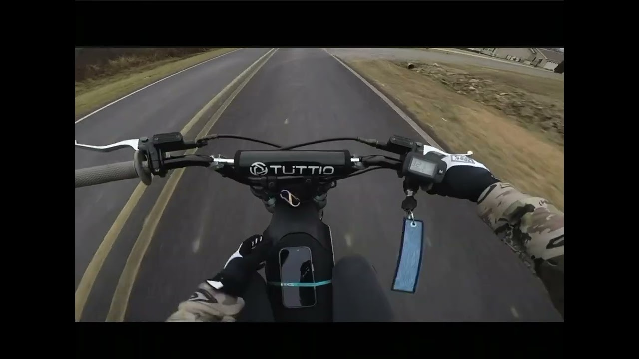 First vid!! #subscribe #automobile @tuttiosport  #bikelife  #dirtbike #surron #ebike #mtb #foryou