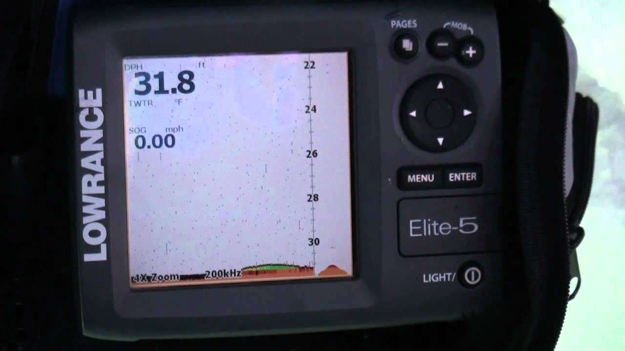 Lowrance Elite-5 IceMachine in action