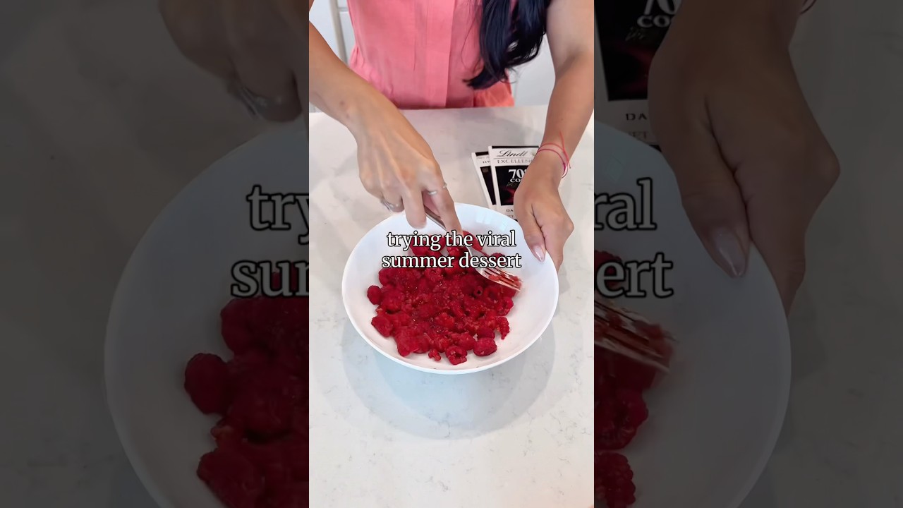 quick and easy  summer dessert 🍓✨💖 #easyrecipe #dessert #summer  #satisfying #snacks #summersnacks