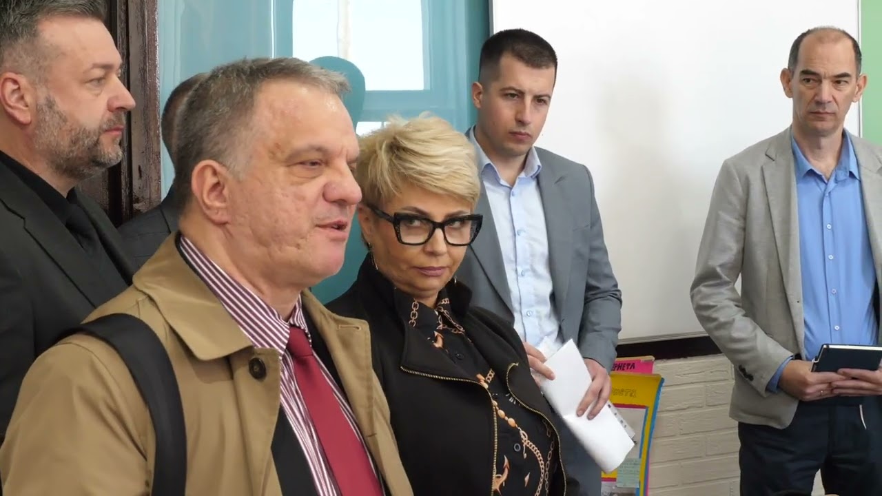 Ministar prosvete prof  dr Dejan Vuk Stanković posetio opštinu Smederevska Palanka