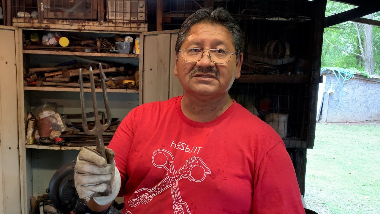 Cherokee Traditions: Gig Making