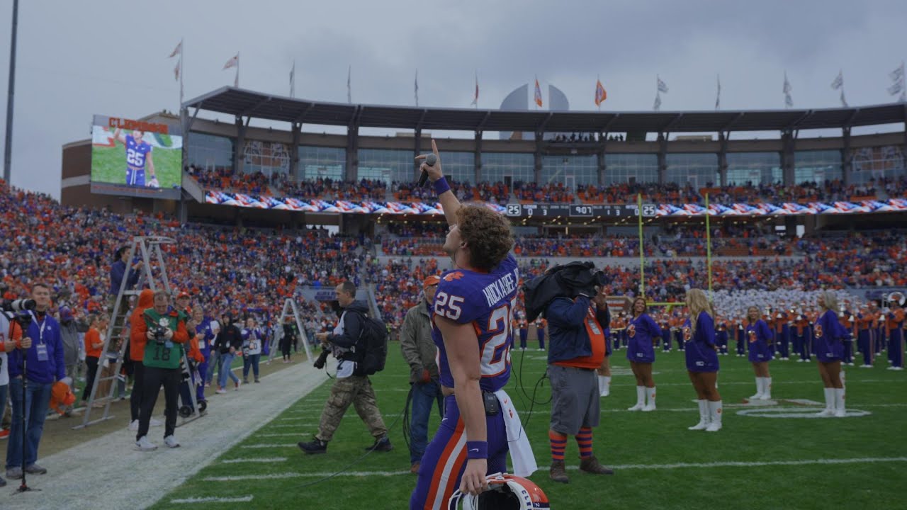 Blackmon Huckabee Sings the 'National Anthem' in Full Uniform | Clemson Football