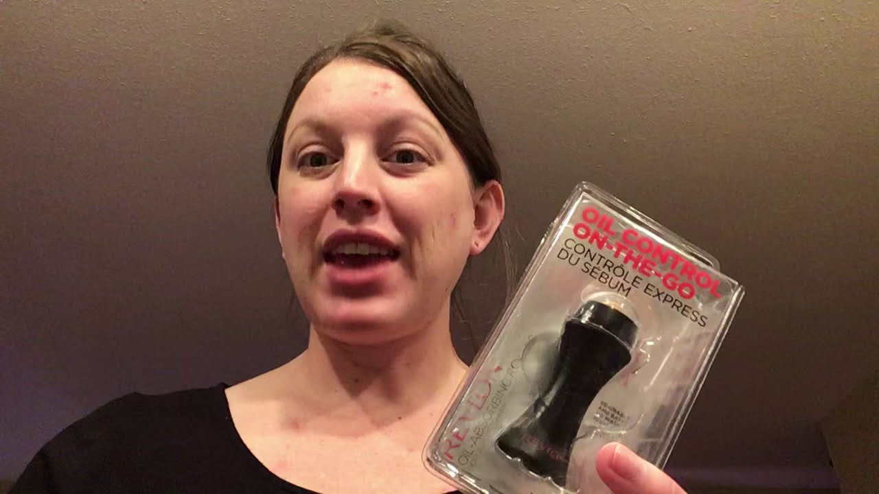 Revlon Oil Control On The Go Volcanic Rock Roller Unboxing and Review | Influenster Voxbox