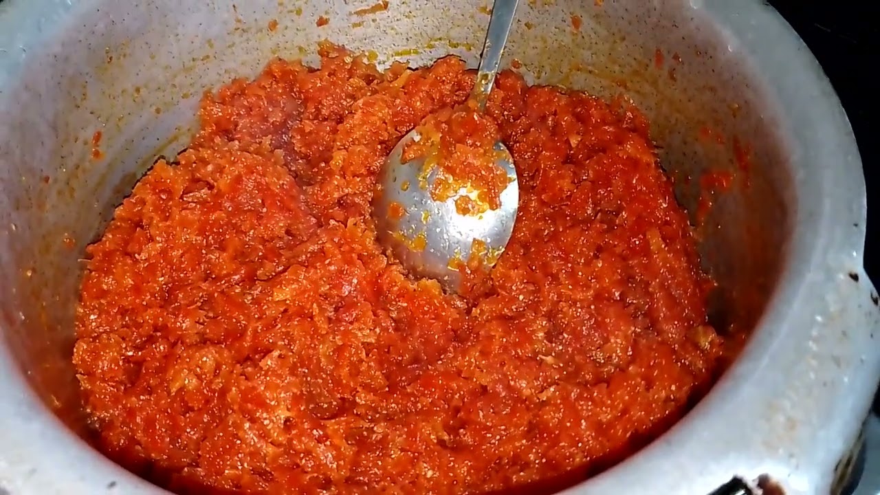So tasty,yummy 😋and mouth watering🤤 gajar ka halwa.You easily made it at home.