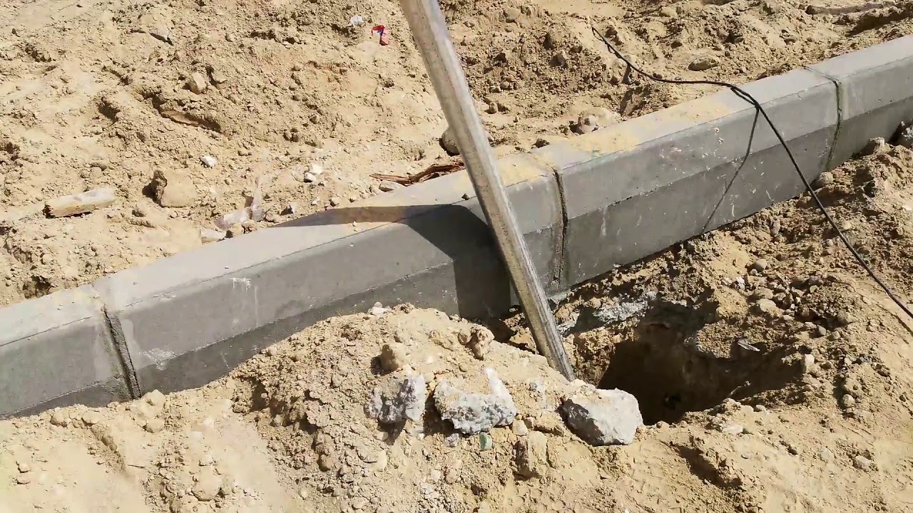 شاهد طريقة انشاء ملعب خماسي بمشروع انشاء حديقة عامة