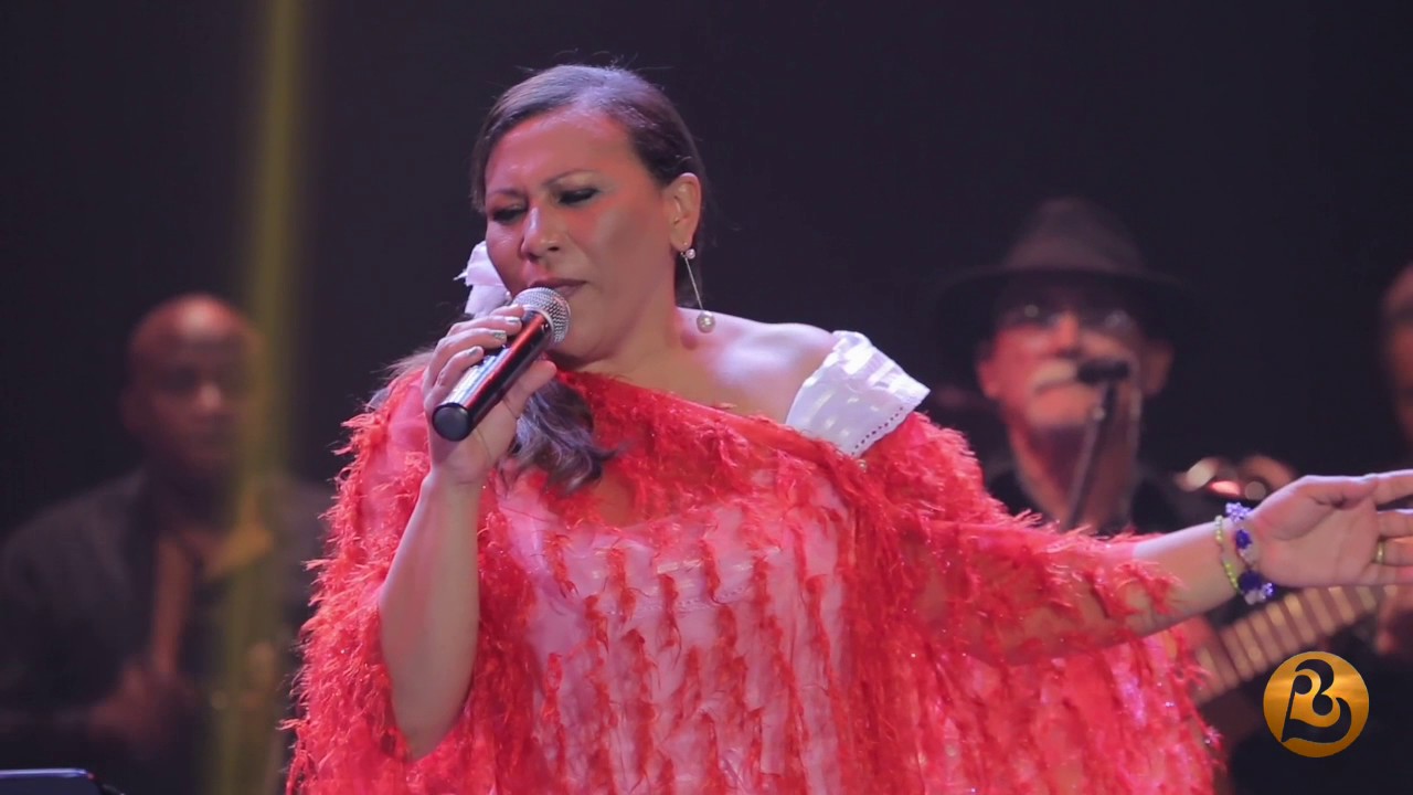 María Victoria Rodríguez- A la Virgen del Carmen (Live)