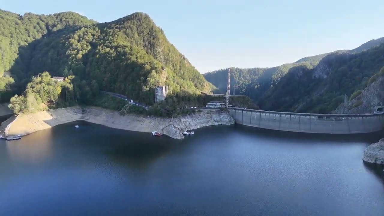 Barajul Vidraru înainte de golire, filmat cu dronă DJI 5 #dji   #românia #vidraru #baraj #romania